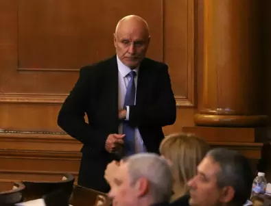 ГЕРБ, ПП-ДБ и ДПС решиха: Димитър Радев ще е новият стар управител на БНБ