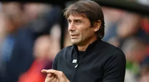 Тотнъм отмъква Уилфред Заха под носа на Челси и Арсенал