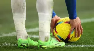 Случаят "Киряков-Балъков" се повтори в Англия, само че срещу съперник