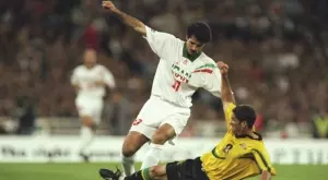 Най-великият ирански футболист Али Даи е поредният арестуван покрай размириците в страната 