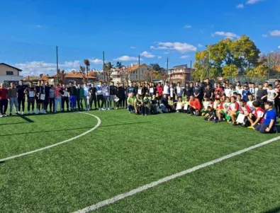 Завършиха общинските ученически игри по футбол в Казанлък