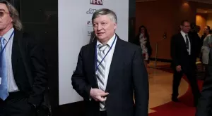 Великият руски шахматист Анатолий Карпов е в изкуствена кома