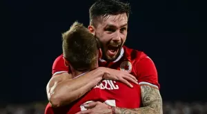 {{ otherArticle[0].article.title }}