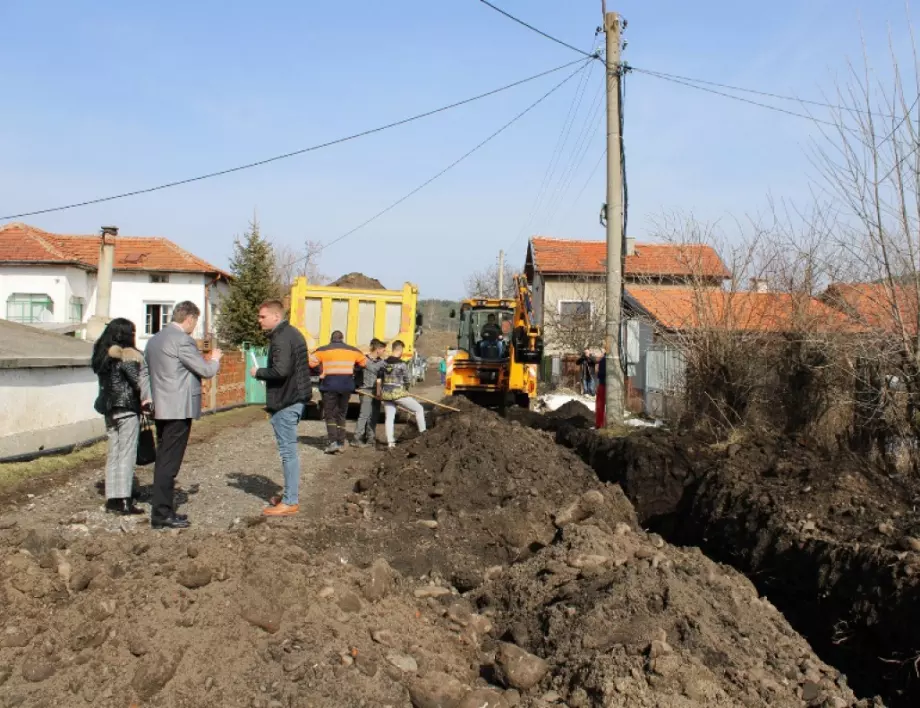 Осигуриха финансиране за последната част от водопровода на самоковското село Продановци
