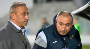 {{ otherArticle[0].article.title }}