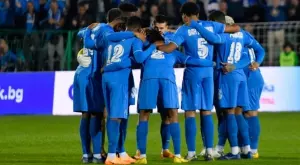 {{ otherArticle[0].article.title }}