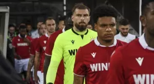 {{ otherArticle[0].article.title }}