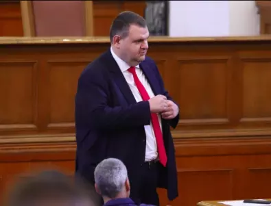 Официално: Делян Пеевски ще работи по промените в Конституцията