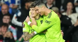 {{ otherArticle[0].article.title }}