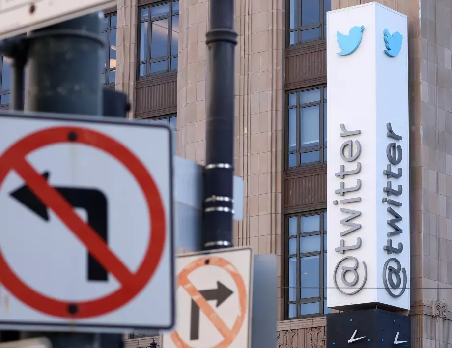 Twitter временно затвори офисите си, Мъск свива разходите си с 1 млрд. долара 