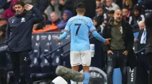 {{ otherArticle[0].article.title }}