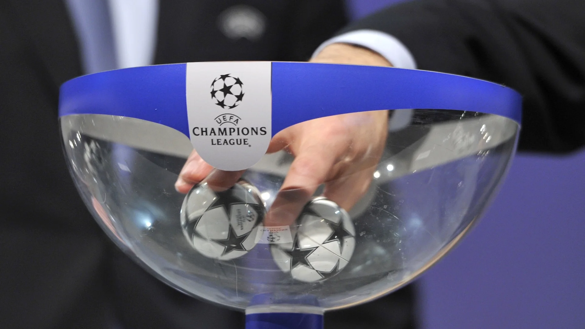 "Кралят" на Европа и действащият шампион се срещат на 1/4-финал в Шампионска лига (ЖРЕБИЙ)