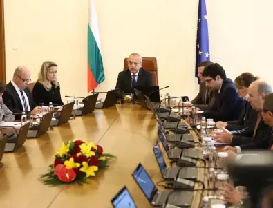 Служебният кабинет иска България да увеличи акционерното си участие в Черноморската банка