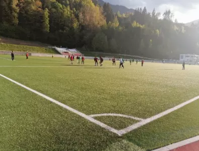 Благотворителен футболен турнир в помощ на 18-годишно момче организират в Смолян