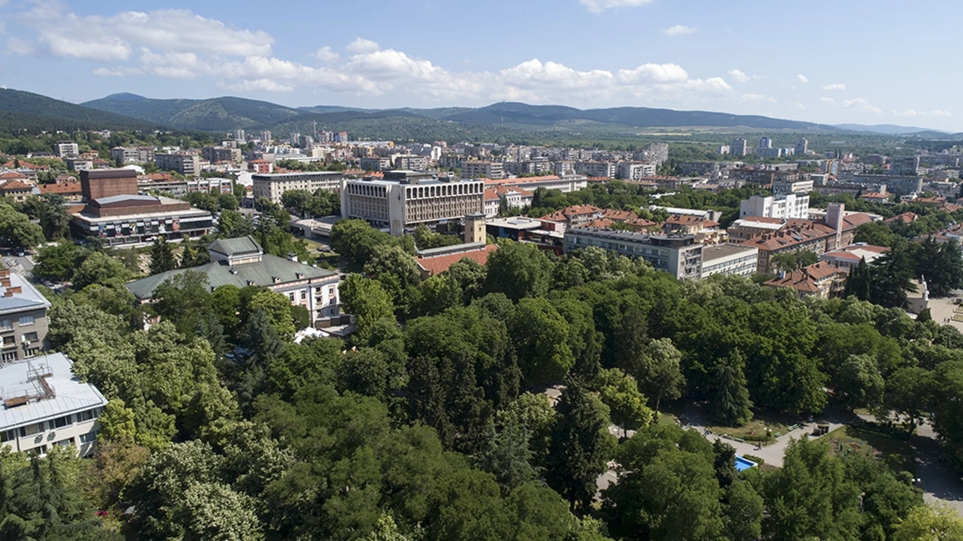 Защо само тези 2 града са с прави улици в България?