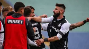 {{ otherArticle[0].article.title }}