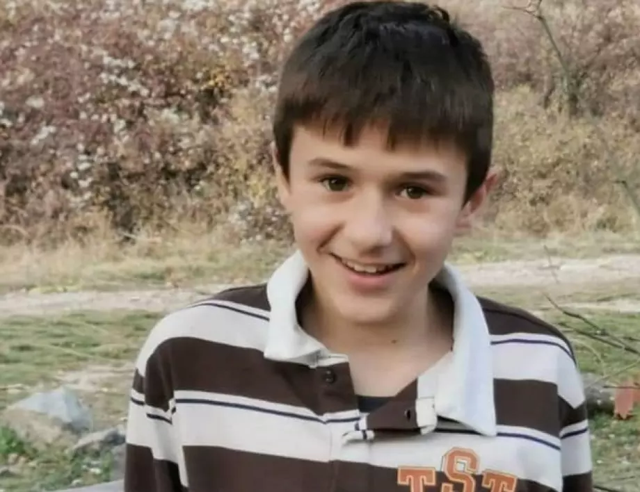 Второ денонощие продължава издирването на 12-годишния Александър 