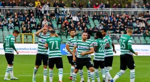 Пълен обрат изведе Черно море начело и заточи Етър на дъното в Първа лига (ВИДЕО)