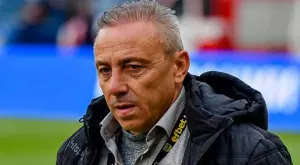 {{ otherArticle[0].article.title }}