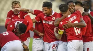 {{ otherArticle[0].article.title }}