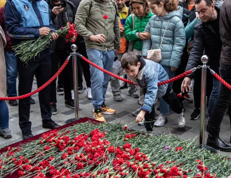 Съдът остави 17 души в ареста във връзка с бомбения атентат в Истанбул