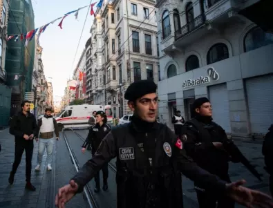 Мощен взрив в Истанбул, има жертви и ранени (ВИДЕО)