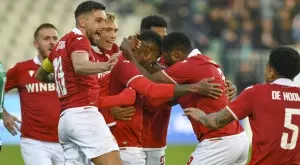 {{ otherArticle[0].article.title }}