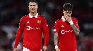 {{ otherArticle[0].article.title }}