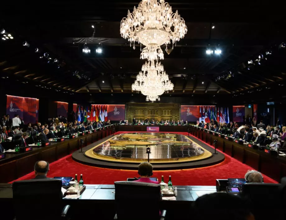 Лидери от Г-20 се събраха на извънредна среща в Бали