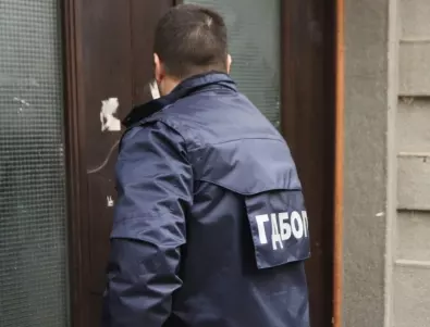 ГДБОП нахлу в офисите на кабеларка в Пловдив заради нарушени авторски права