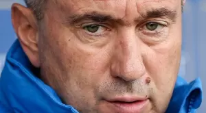 {{ otherArticle[0].article.title }}