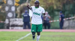 Нисичкият "Митко" Удоджи наказа Левски по най-скандалния начин (ВИДЕО)