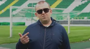 {{ otherArticle[0].article.title }}