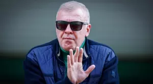 {{ otherArticle[0].article.title }}