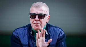 {{ otherArticle[0].article.title }}