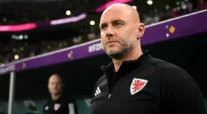 Селекционерът на Уелс разкри за интересна размяна на реплики с Гарет Бейл в края на мача срещу САЩ