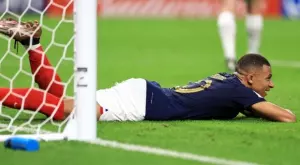 {{ otherArticle[0].article.title }}