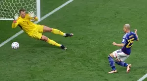 Само страничният рефер спаси Германия от кошмарен старт срещу Япония (ВИДЕО)