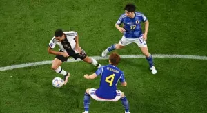 Mamma mia! Мусиала се разтанцува и развитни безпомощните японци (ВИДЕО)