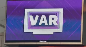 Догодина: Феновете ще може да чуват дискусиите около ВАР във Висшата лига?