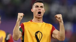 {{ otherArticle[0].article.title }}