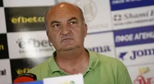 "Имайки предвид колко е неопитен и слаб като съдия...": Български експерт скочи на Гинчев след Левски - Лудогорец