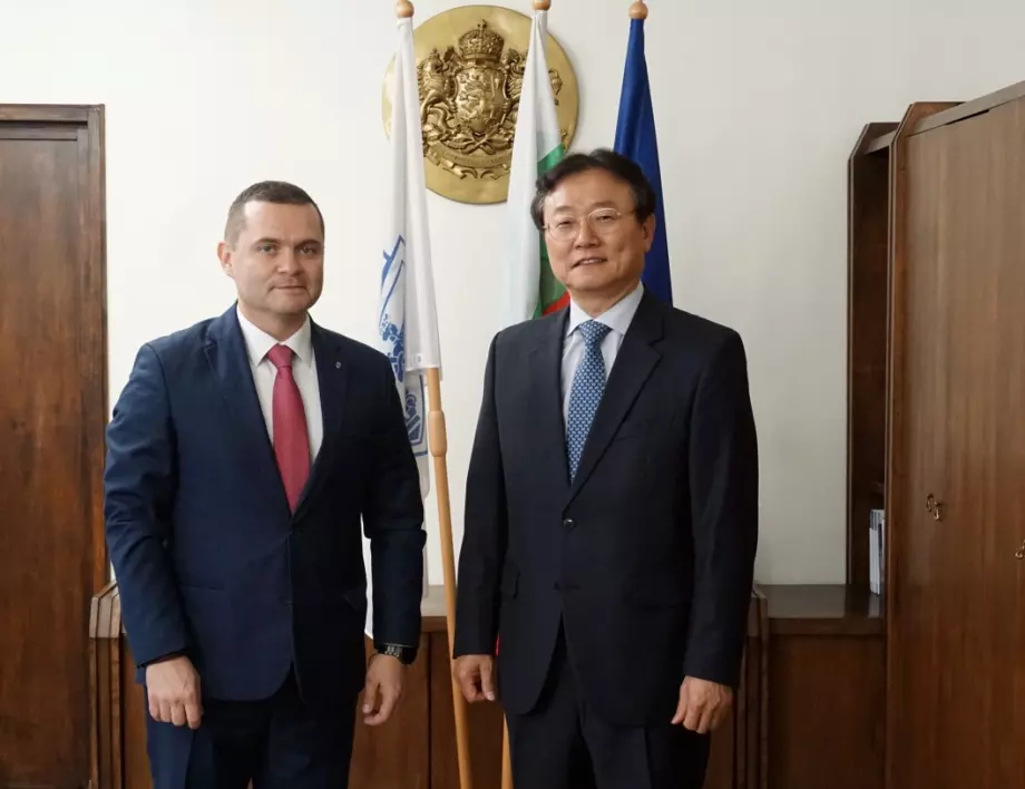 Кметът на Русе се срещна с посланика на Южна Корея