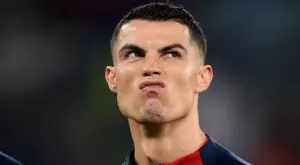 {{ otherArticle[0].article.title }}