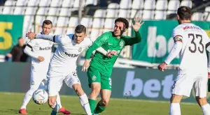 {{ otherArticle[0].article.title }}