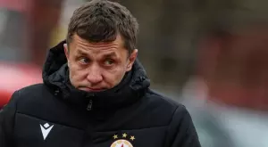 {{ otherArticle[0].article.title }}