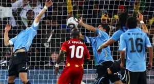 Ръката на Луис Суарес, която осуети плановете не само на една нация, но на цял континент (ВИДЕО)