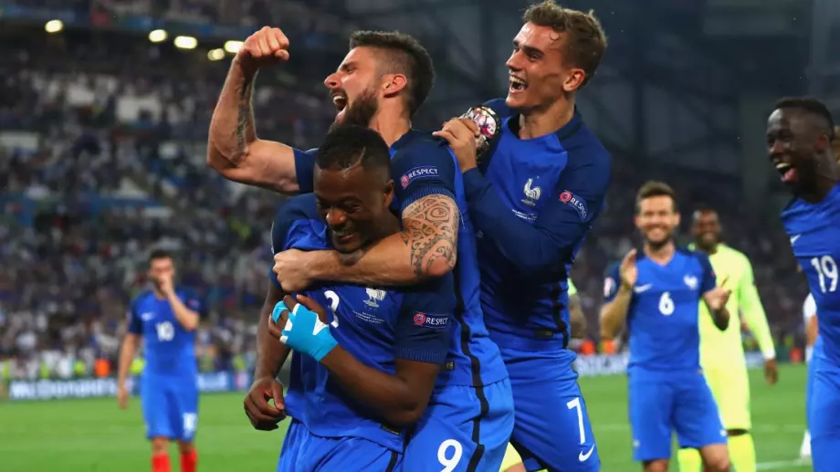 "Не получава заслуженото внимание": Патрис Евра отличи 1 ключов играч в състава на Франция