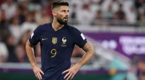 {{ otherArticle[0].article.title }}