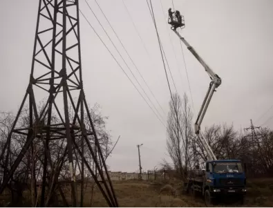 Украйна обяви извънредна енергийна ситуация след руските ракетни удари (ВИДЕО)